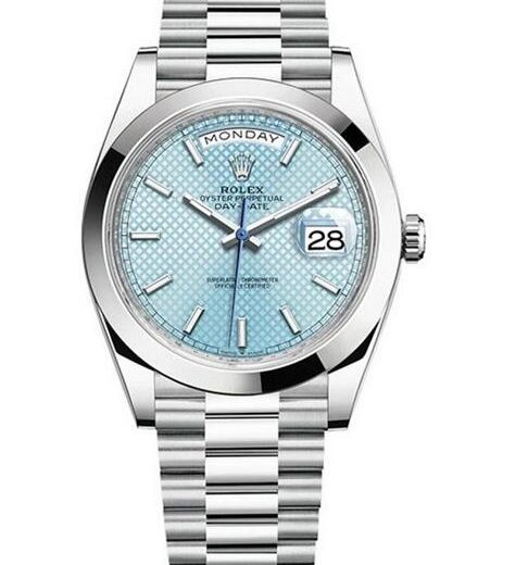 UK Swiss Best Luxury Fake Watches In Platinum